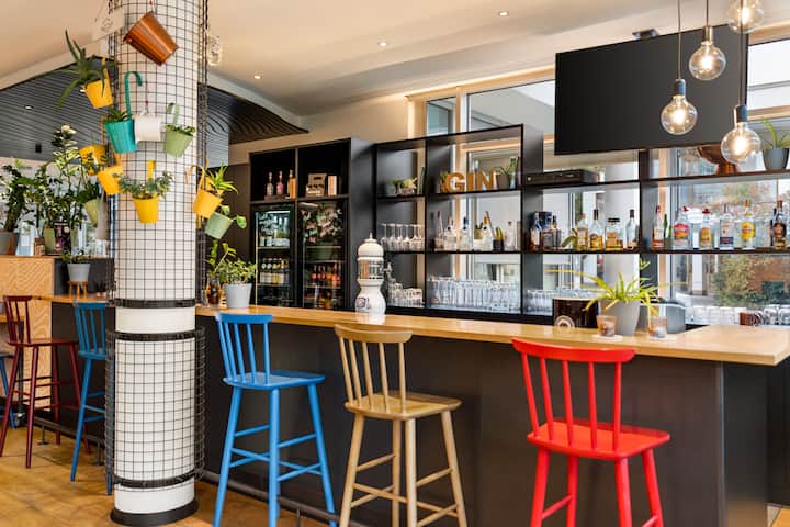 Bar at Vienna House Easy by Wyndham Gunzburg in Gunzburg, Other than US/Canada