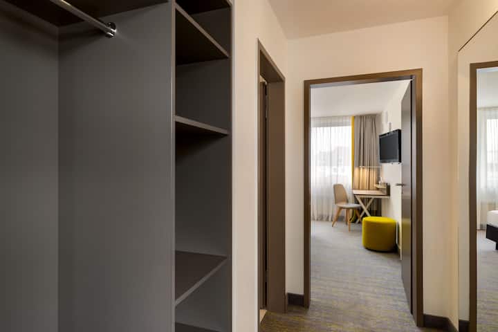 Guest room at the Vienna House Easy by Wyndham Gunzburg in Gunzburg, Other than US/Canada