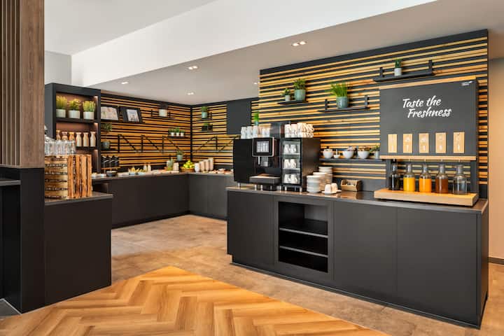 Free breakfast at Vienna House Easy by Wyndham Frankfurt Airport in Kelsterbach, Other than US/Canada