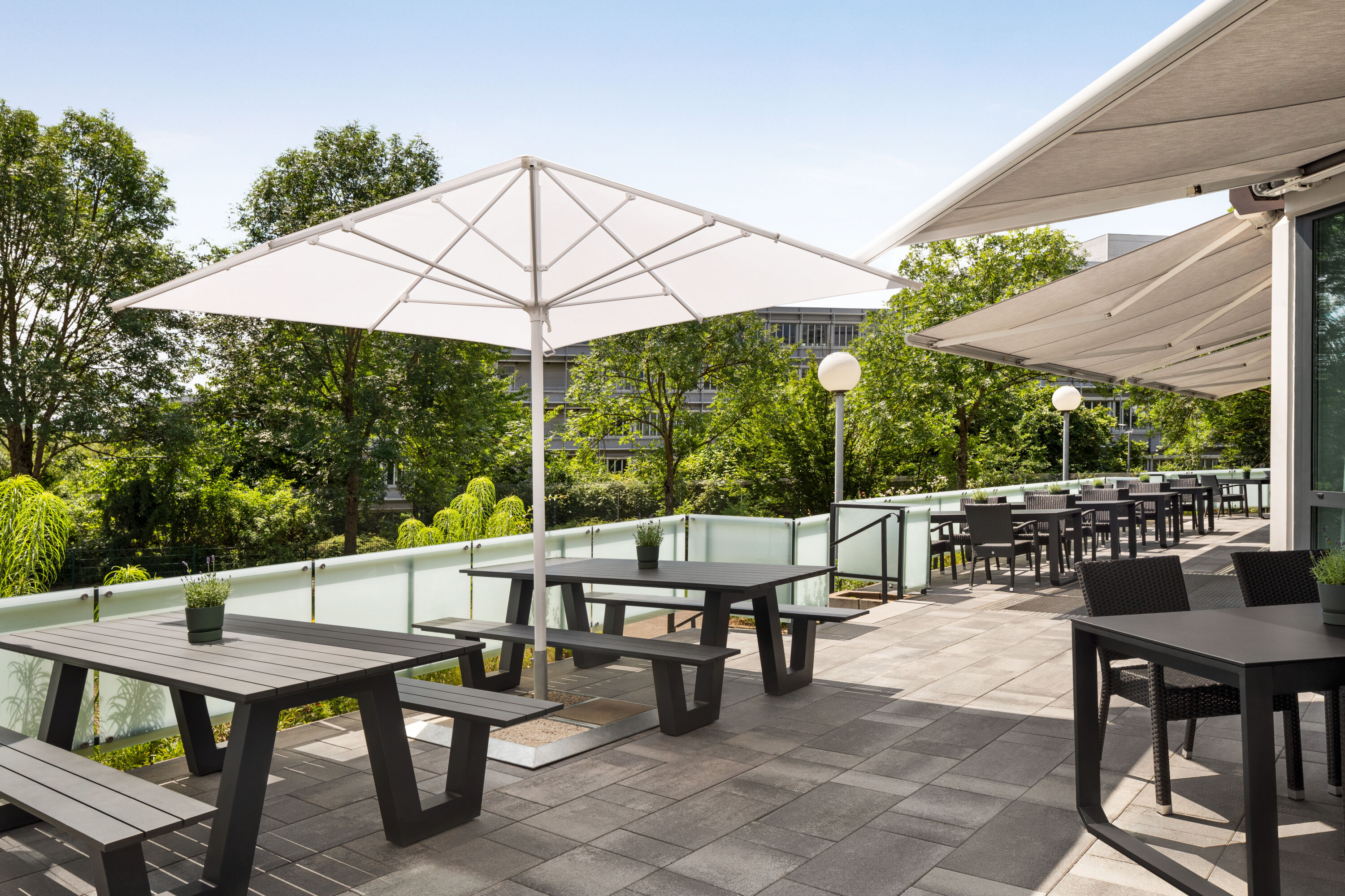 Vienna House Easy by Wyndham Frankfurt Airport restaurant in Kelsterbach, Other than US/Canada