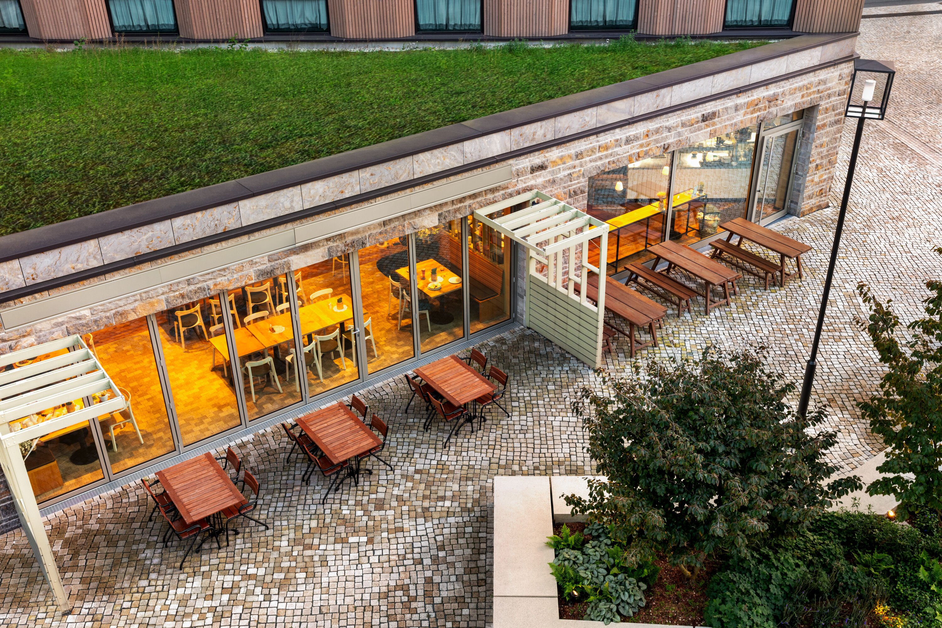 Vienna House by Wyndham MQ Kronberg restaurant in Kronberg, Other than US/Canada