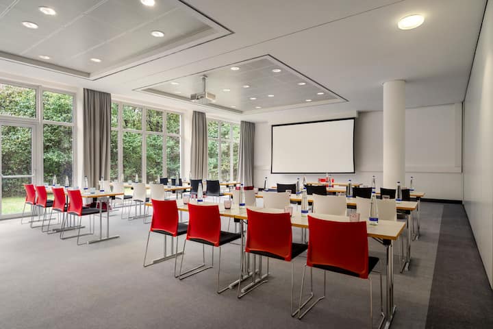 Classroom meeting room at Vienna House Easy by Wyndham Landsberg in Landsberg am Lech, Other than US/Canada