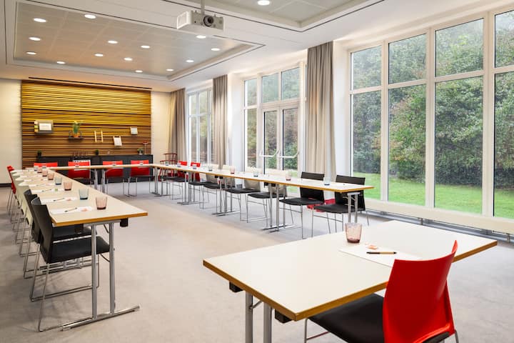 U-shape meeting room at Vienna House Easy by Wyndham Landsberg in Landsberg am Lech, Other than US/Canada