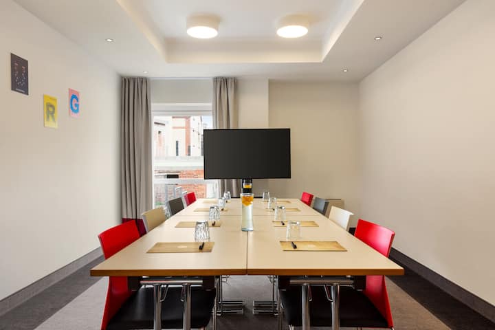 Board room at Vienna House Easy by Wyndham Limburg in Limburg, Other than US/Canada