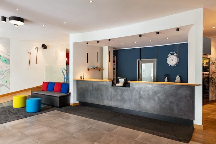 Vienna House Easy by Wyndham Limburg reception in Limburg, Other than US/Canada