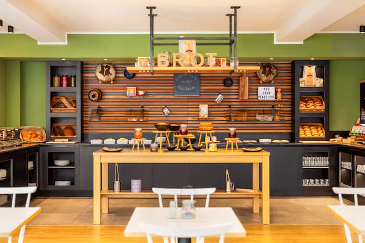 Vienna House Easy by Wyndham Limburg restaurant in Limburg, Other than US/Canada
