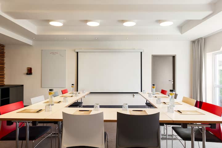 U-shape meeting room at Vienna House Easy by Wyndham Limburg in Limburg, Other than US/Canada