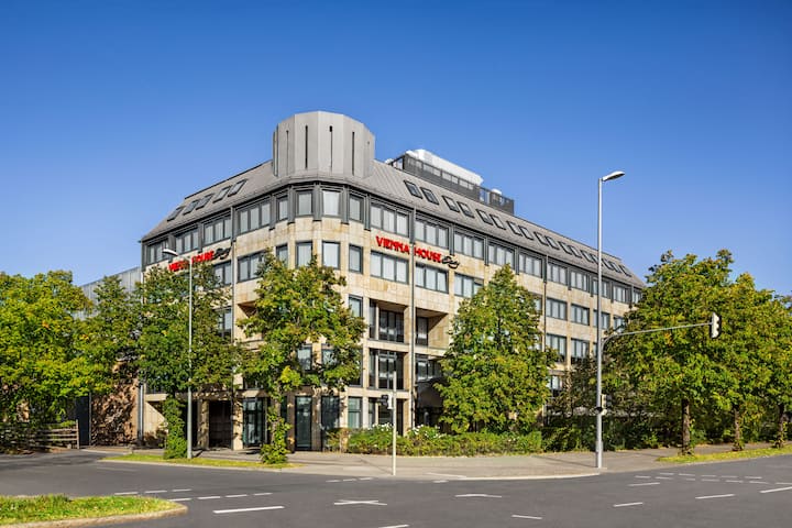 Exterior of Vienna House Easy by Wyndham Munchen hotel in Munich, Other than US/Canada