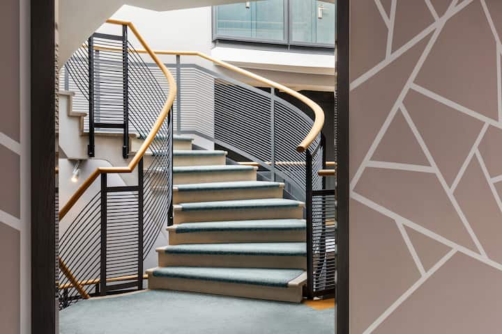Vienna House by Wyndham Remarque Osnabruck lobby atrium in Osnabrueck, Other than US/Canada