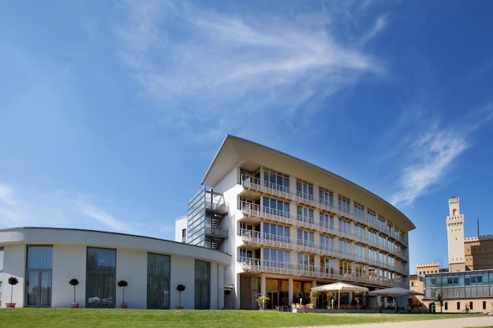 Exterior of Vienna House by Wyndham Havelufer Potsdam hotel in Potsdam, Other than US/Canada