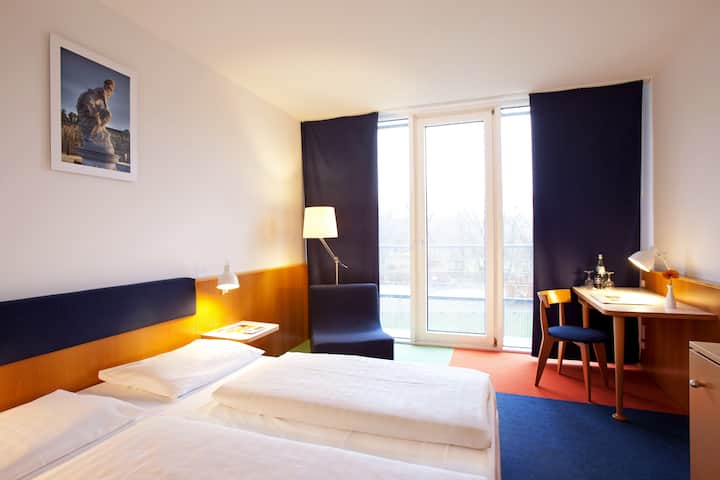 Guest room at the Vienna House by Wyndham Havelufer Potsdam in Potsdam, Other than US/Canada