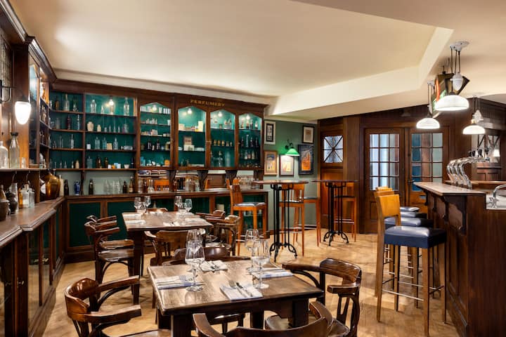 Bar at Vienna House by Wyndham Sonne Rostock in Rostock, Other than US/Canada