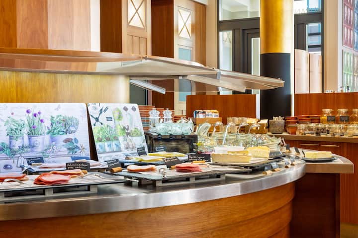 Free breakfast at Vienna House by Wyndham Sonne Rostock in Rostock, Other than US/Canada