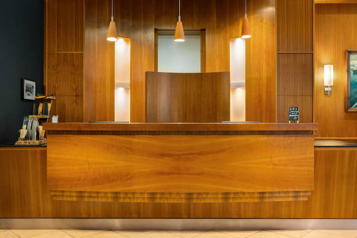 Vienna House by Wyndham Sonne Rostock reception in Rostock, Other than US/Canada