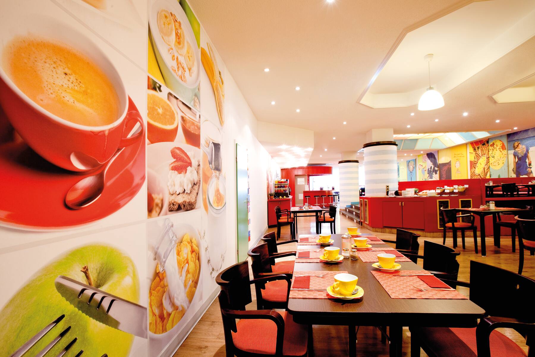 Vienna House Easy by Wyndham Rostock restaurant breakfast area with seating in Rostock, Other than US/Canada