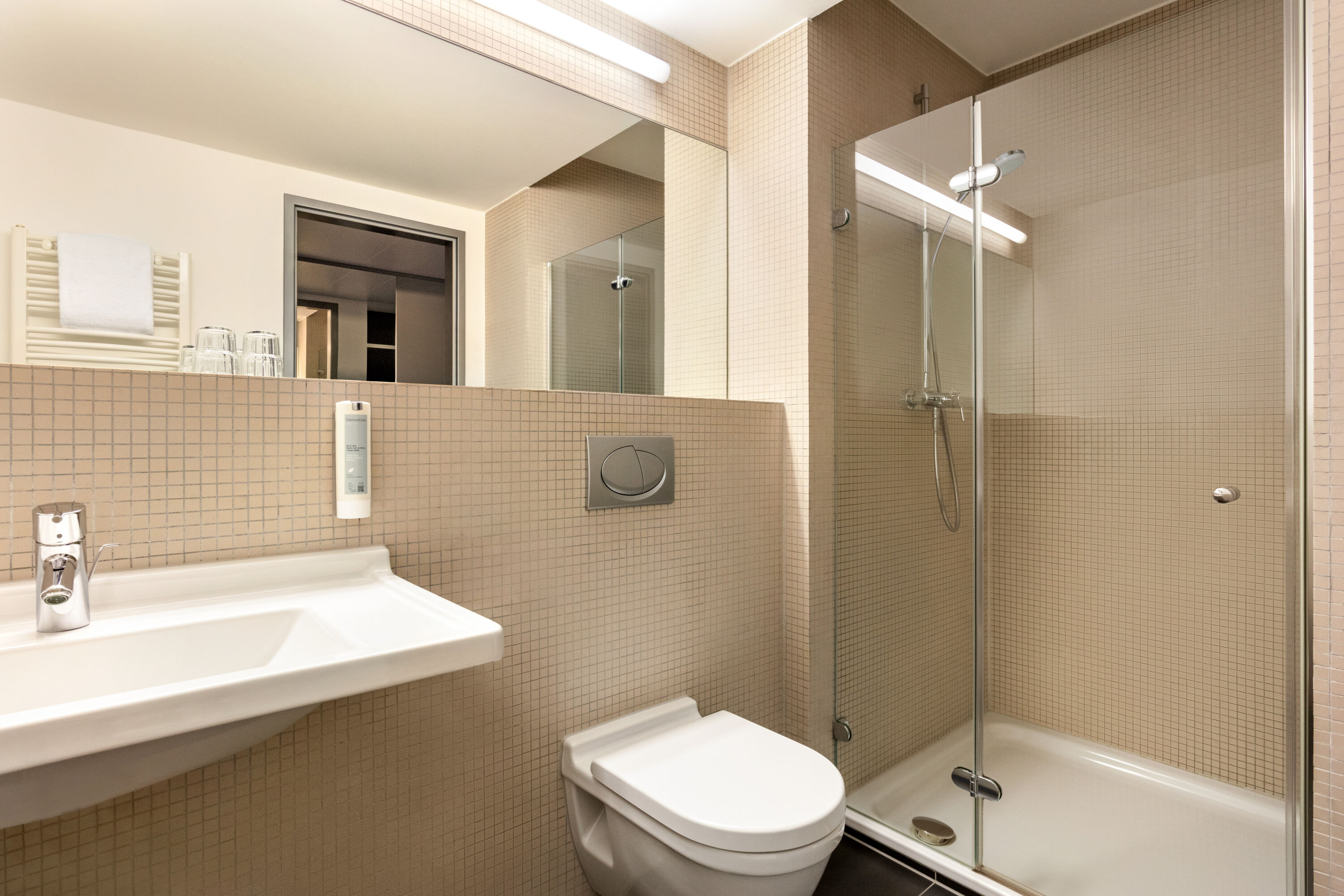 Vienna House Easy by Wyndham Stuttgart | Stuttgart Hotels, DE 70563