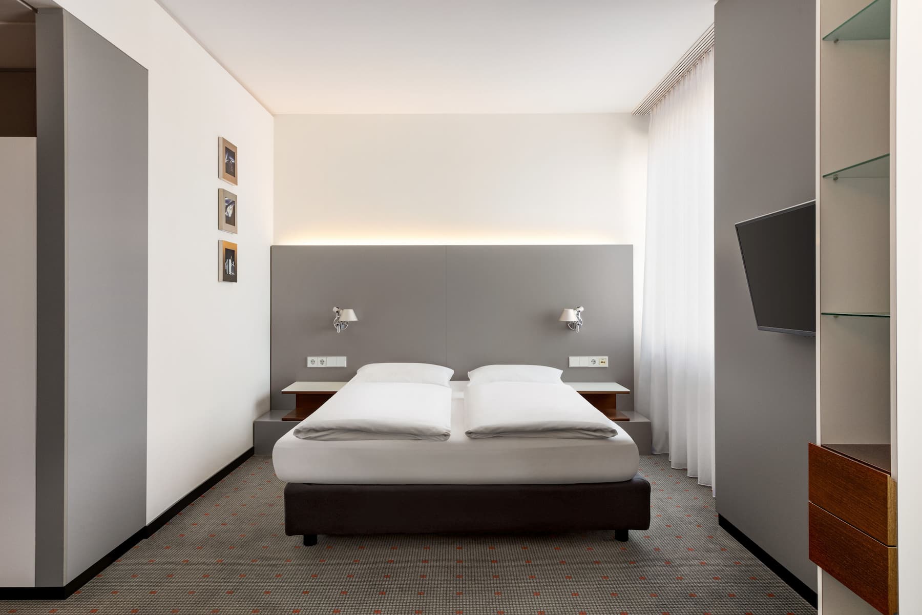 Guest room at the Vienna House Easy by Wyndham Stuttgart in Stuttgart, Other than US/Canada