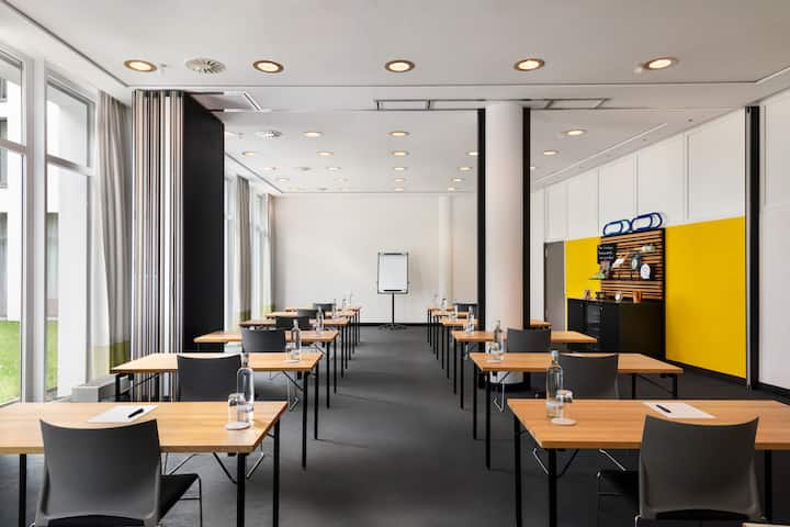 Classroom meeting room at Vienna House Easy by Wyndham Trier in Trier, Other than US/Canada