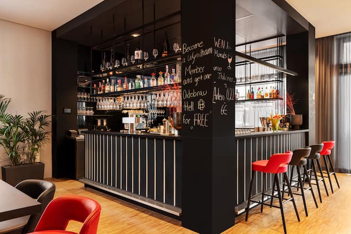Bar at Vienna House by Wyndham Ernst Leitz Wetzlar in Wetzlar, Other than US/Canada