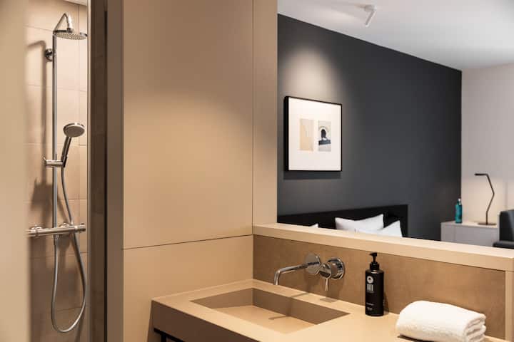 Guest room bath at the Vienna House by Wyndham Ernst Leitz Wetzlar in Wetzlar, Other than US/Canada