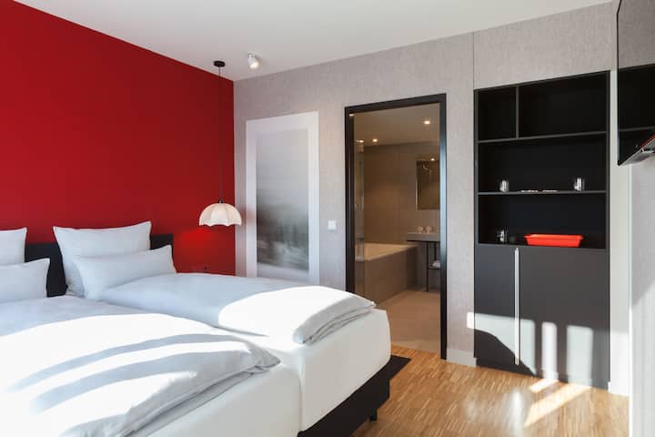 Guest room at the Vienna House by Wyndham Ernst Leitz Wetzlar in Wetzlar, Other than US/Canada