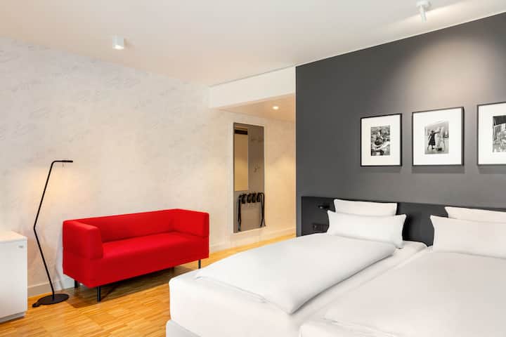 Guest room at the Vienna House by Wyndham Ernst Leitz Wetzlar in Wetzlar, Other than US/Canada