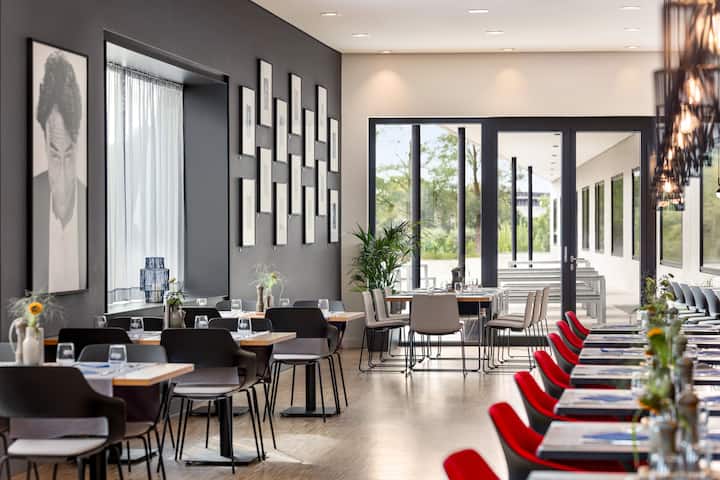 Vienna House by Wyndham Ernst Leitz Wetzlar restaurant in Wetzlar, Other than US/Canada