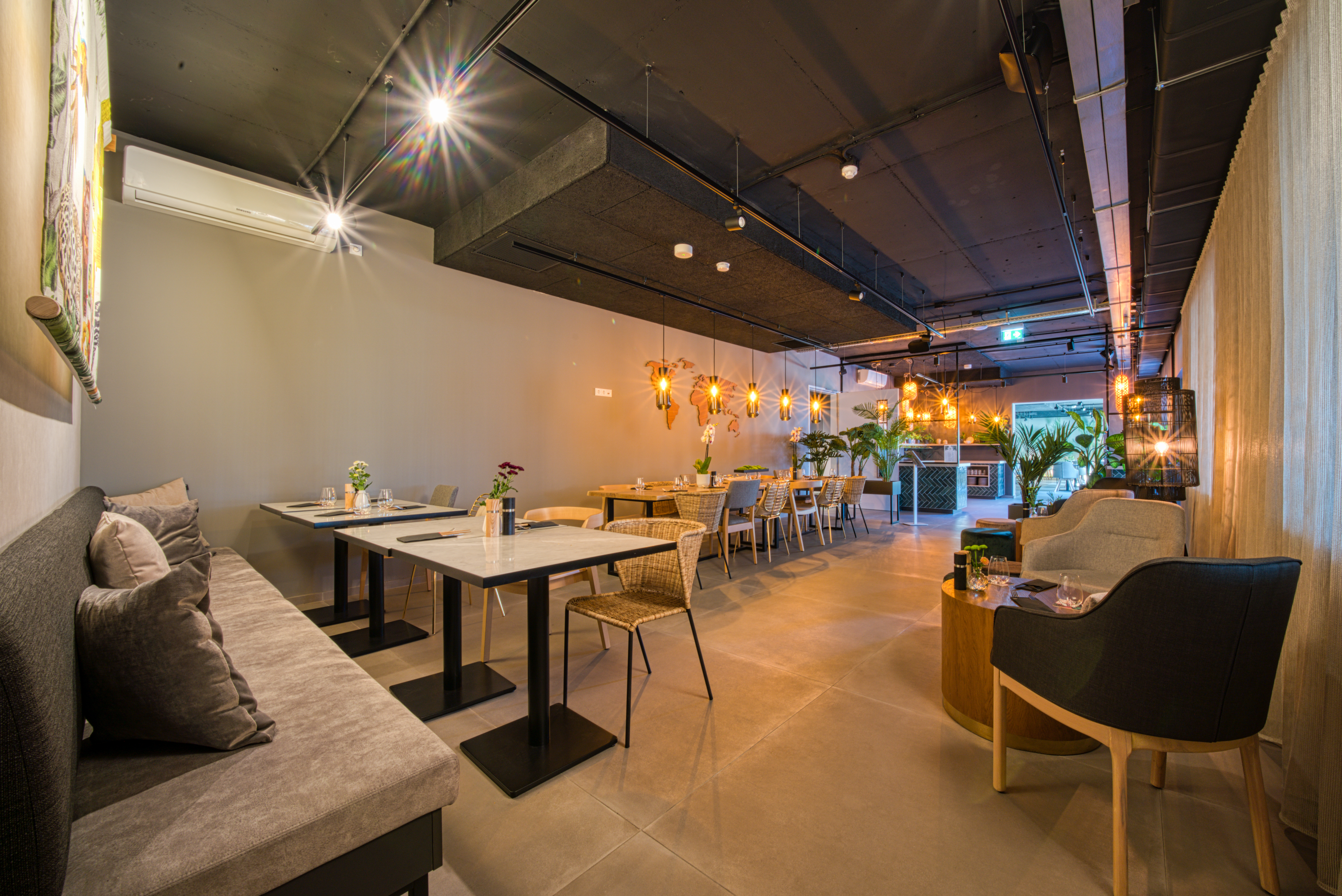 Vienna House Easy by Wyndham Amsterdam Airport restaurant breakfast area with seating in Hoofddorp, Other than US/Canada