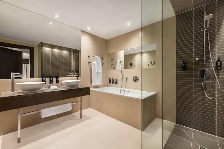 Guest room bath at the Vienna House by Wyndham Andel's Cracow in Cracow, Other than US/Canada