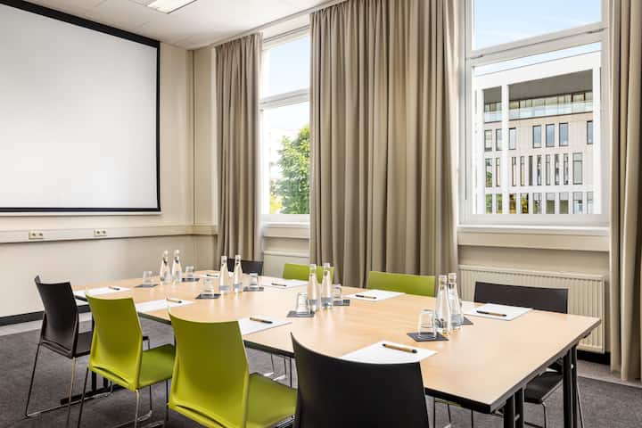 Board room at Vienna House Easy by Wyndham Cracow in Cracow, Other than US/Canada