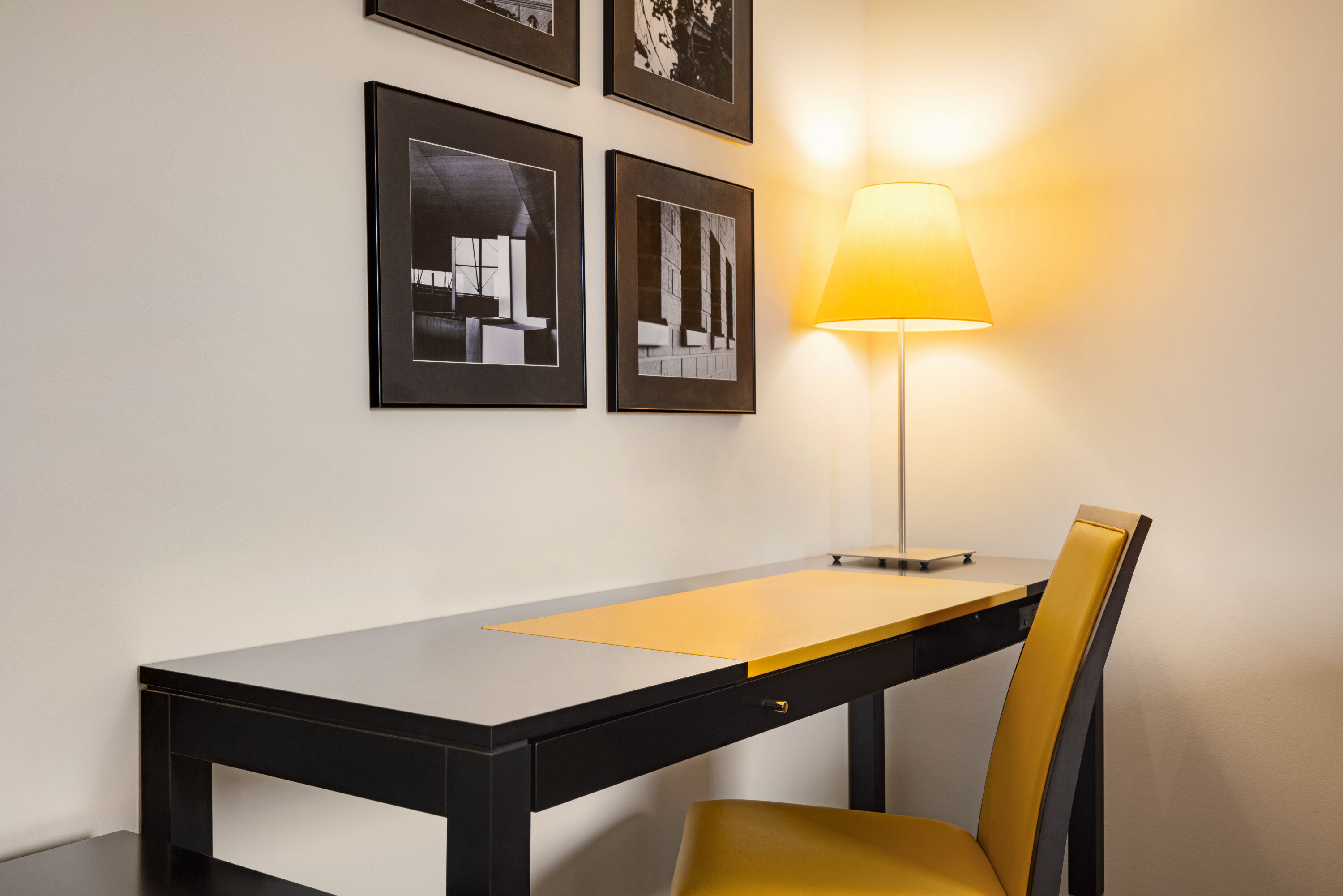 Vienna House Easy by Wyndham Katowice suite in Katowice, Other than US/Canada