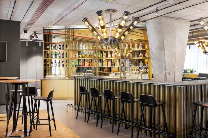 Bar at Vienna House by Wyndham Mokotow Warsaw in Warszawa, Other than US/Canada