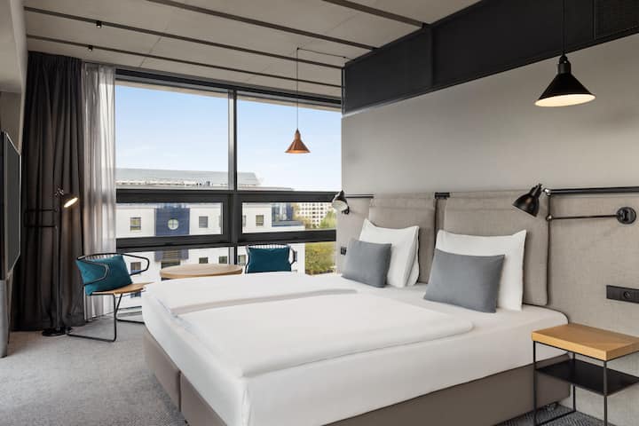 Guest room at the Vienna House by Wyndham Mokotow Warsaw in Warszawa, Other than US/Canada