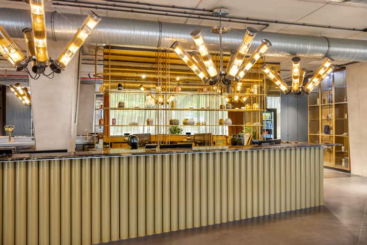Vienna House by Wyndham Mokotow Warsaw reception in Warszawa, Other than US/Canada