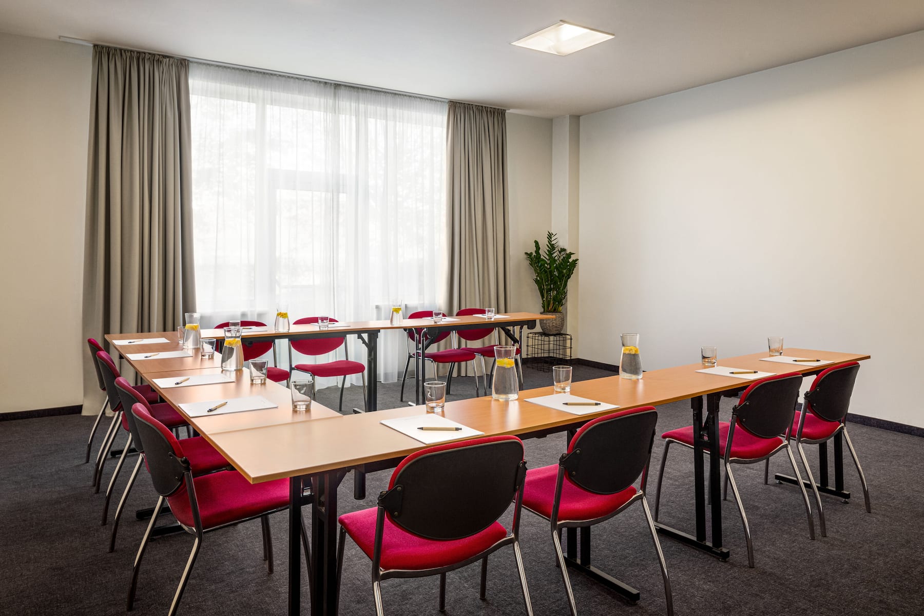 U-shape meeting room at Vienna House Easy by Wyndham Bratislava in Bratislava, Other than US/Canada