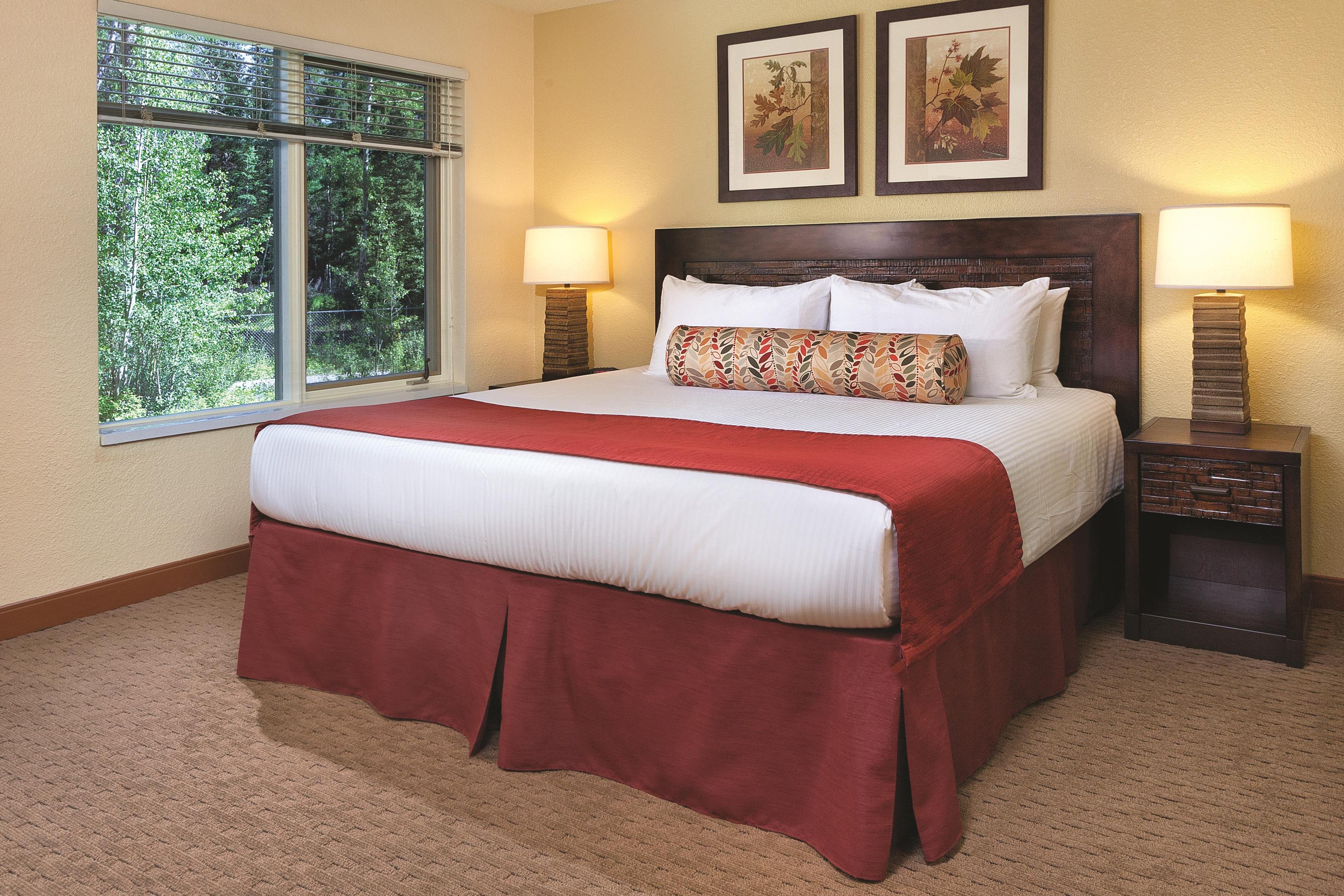 Guest room at the WorldMark Canmore-Banff in Canmore, Alberta