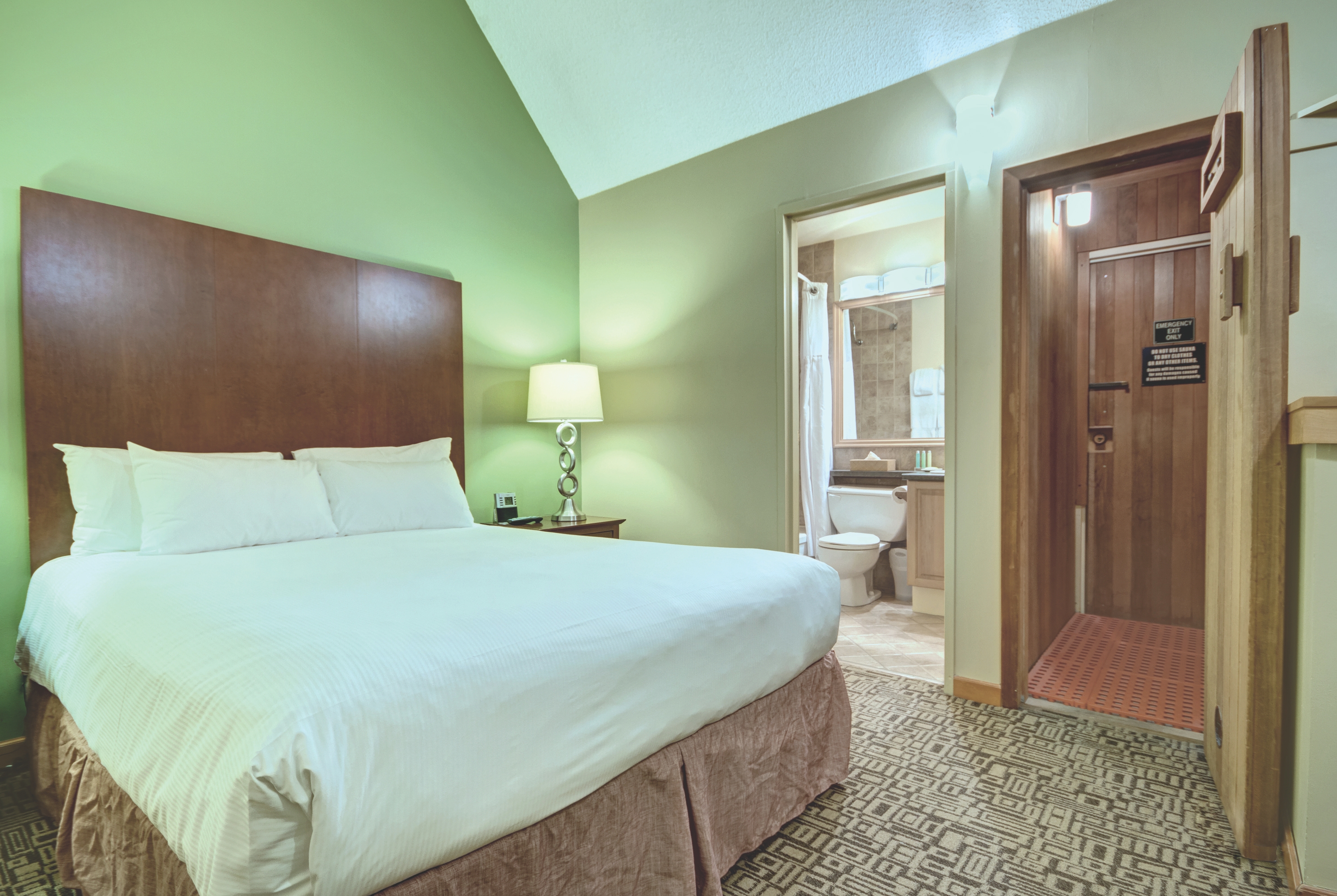 Guest room at the Mountainside Lodge in Whistler, British Columbia