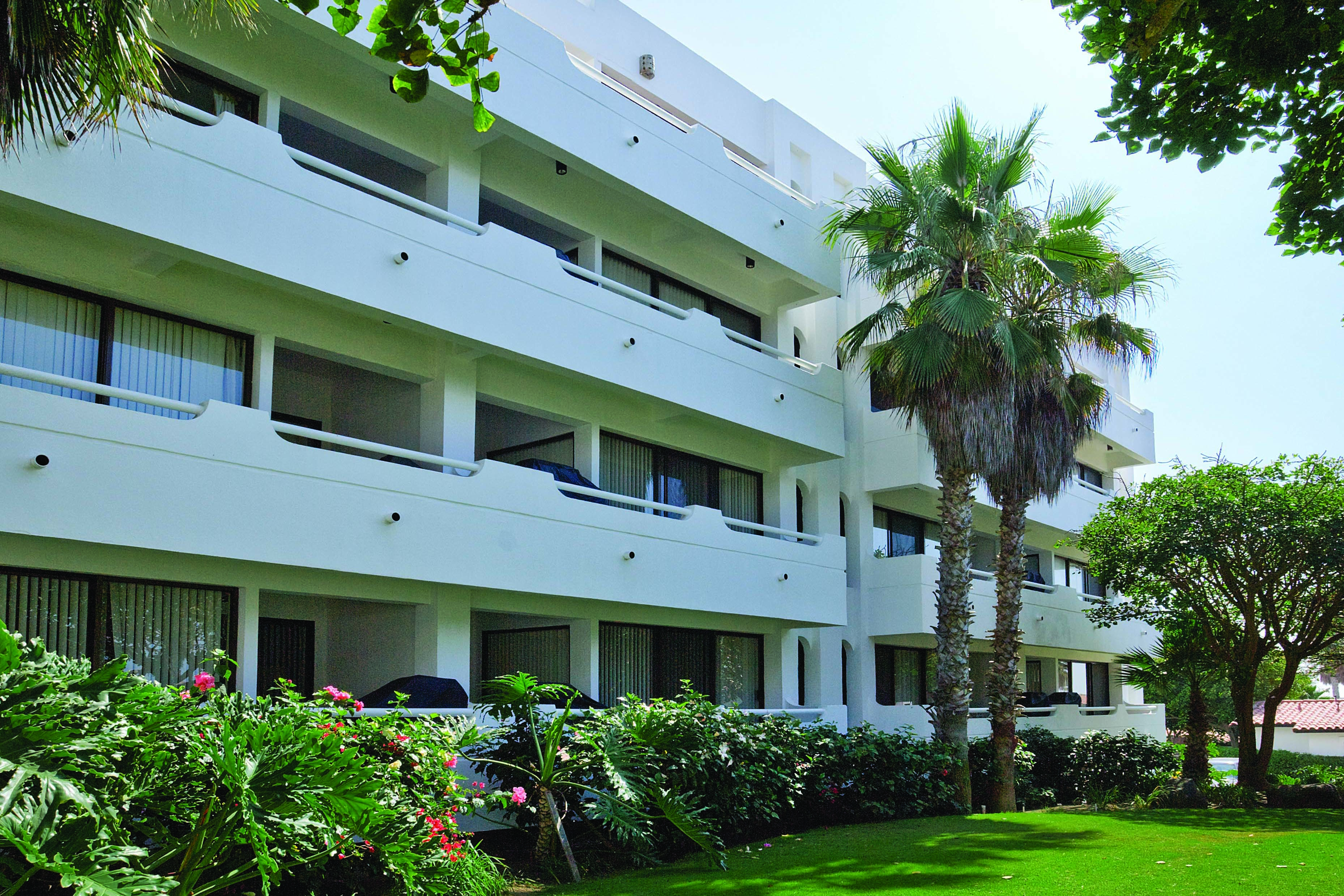 Exterior Day Image of WorldMark La Paloma hotel in Rosarito Beach, Tijuana, Other than US/Canada