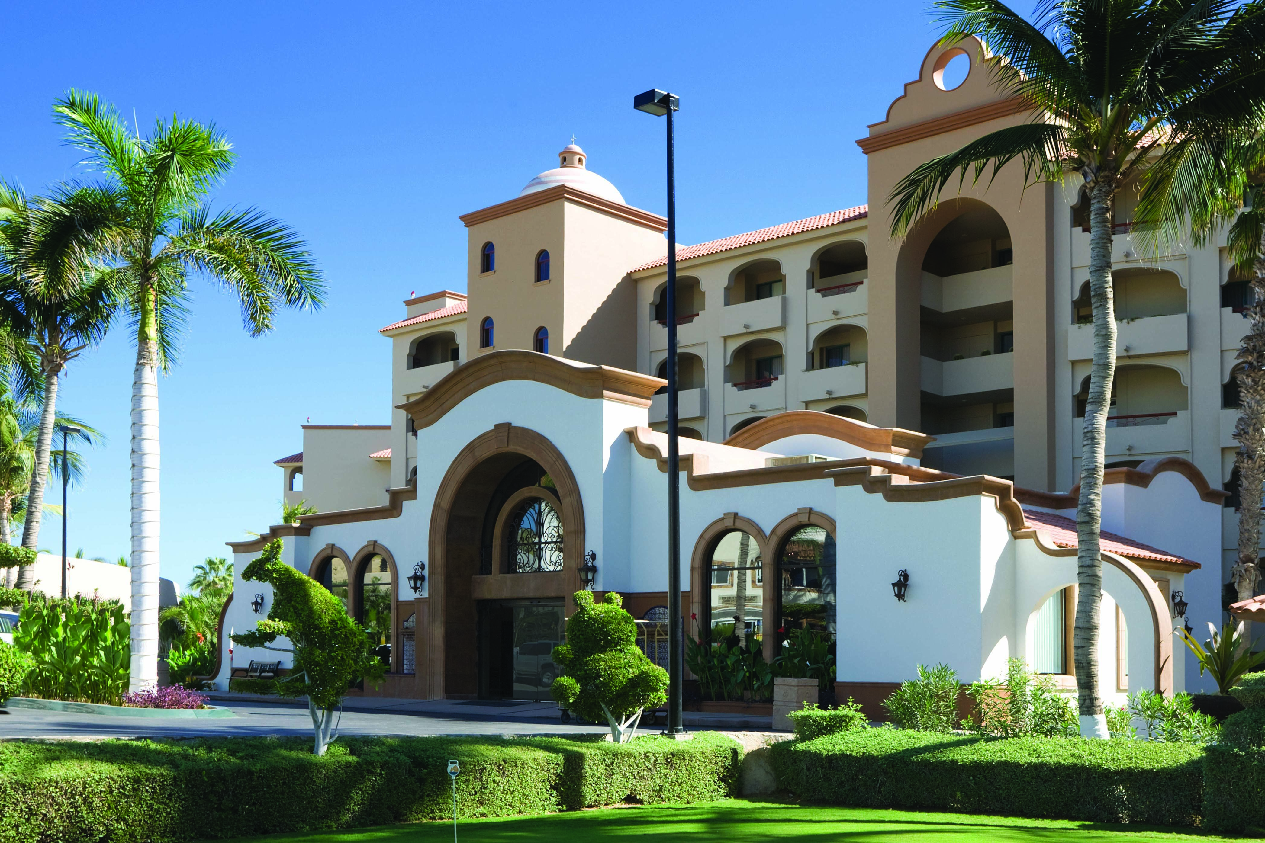 Exterior Day Image of WorldMark Coral Baja hotel in San Jose del Cabo BCS, Other than US/Canada