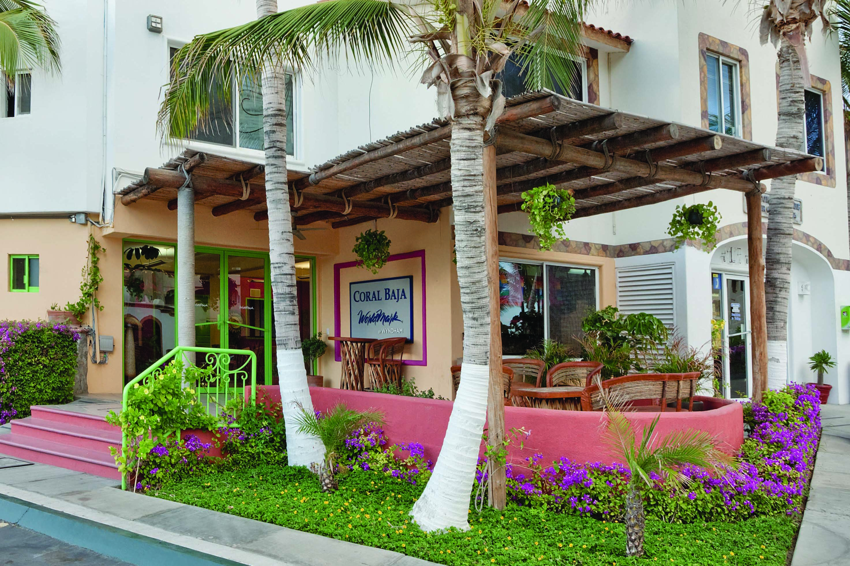 Exterior Day Image of WorldMark Coral Baja hotel in San Jose del Cabo BCS, Other than US/Canada