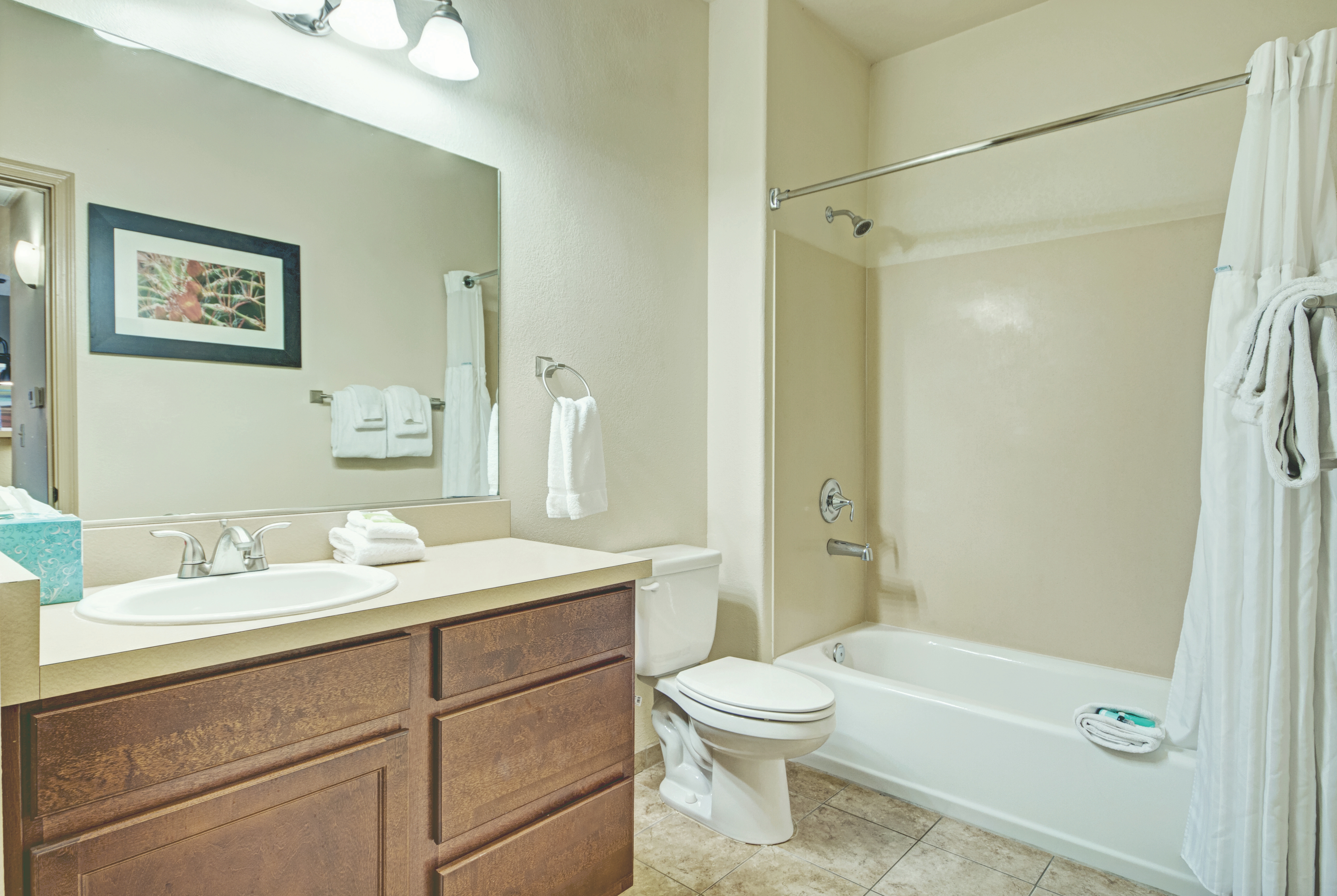 Guest room at the WorldMark Phoenix - South Mountain Preserve in Phoenix, Arizona