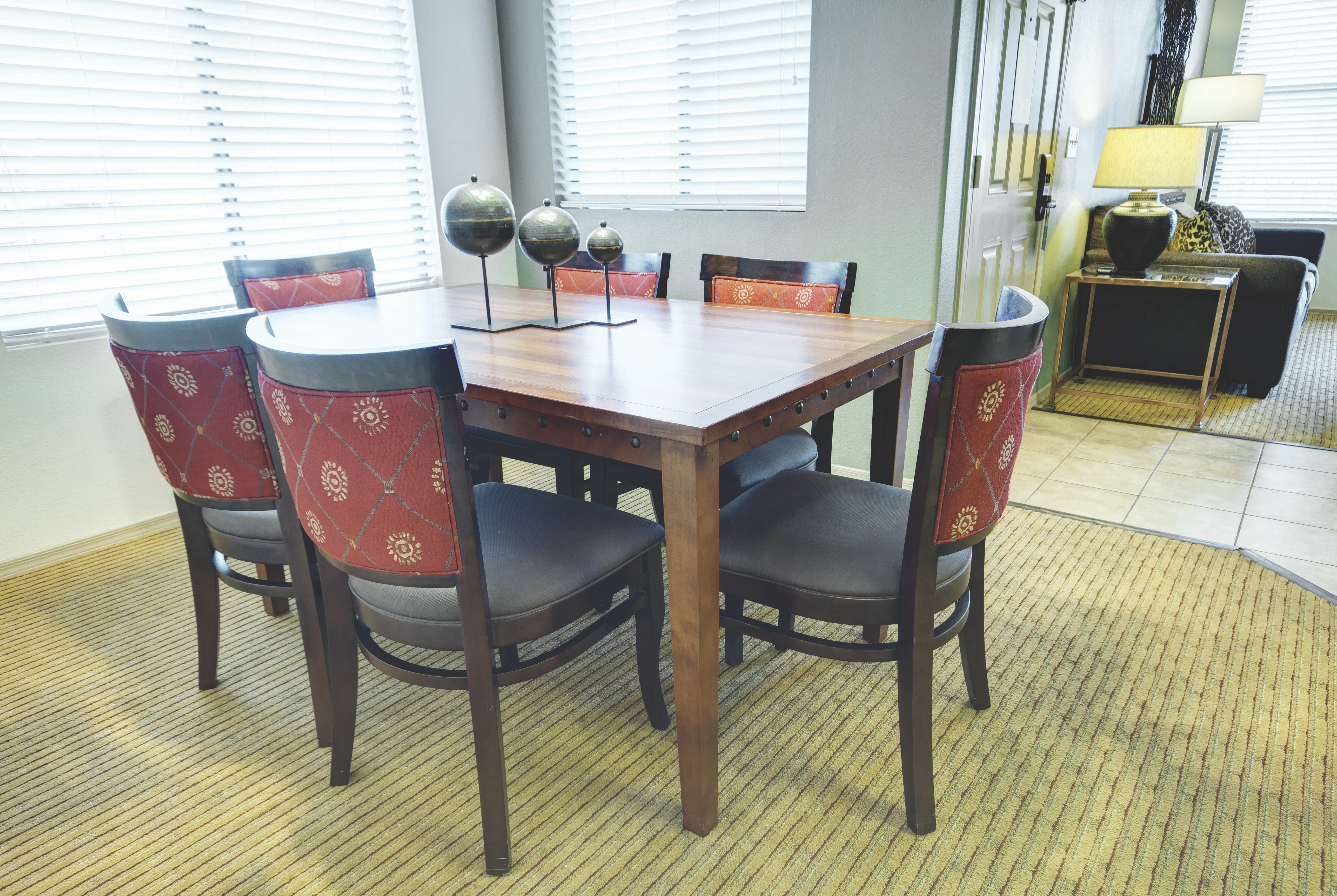 Guest room at the WorldMark Phoenix - South Mountain Preserve in Phoenix, Arizona