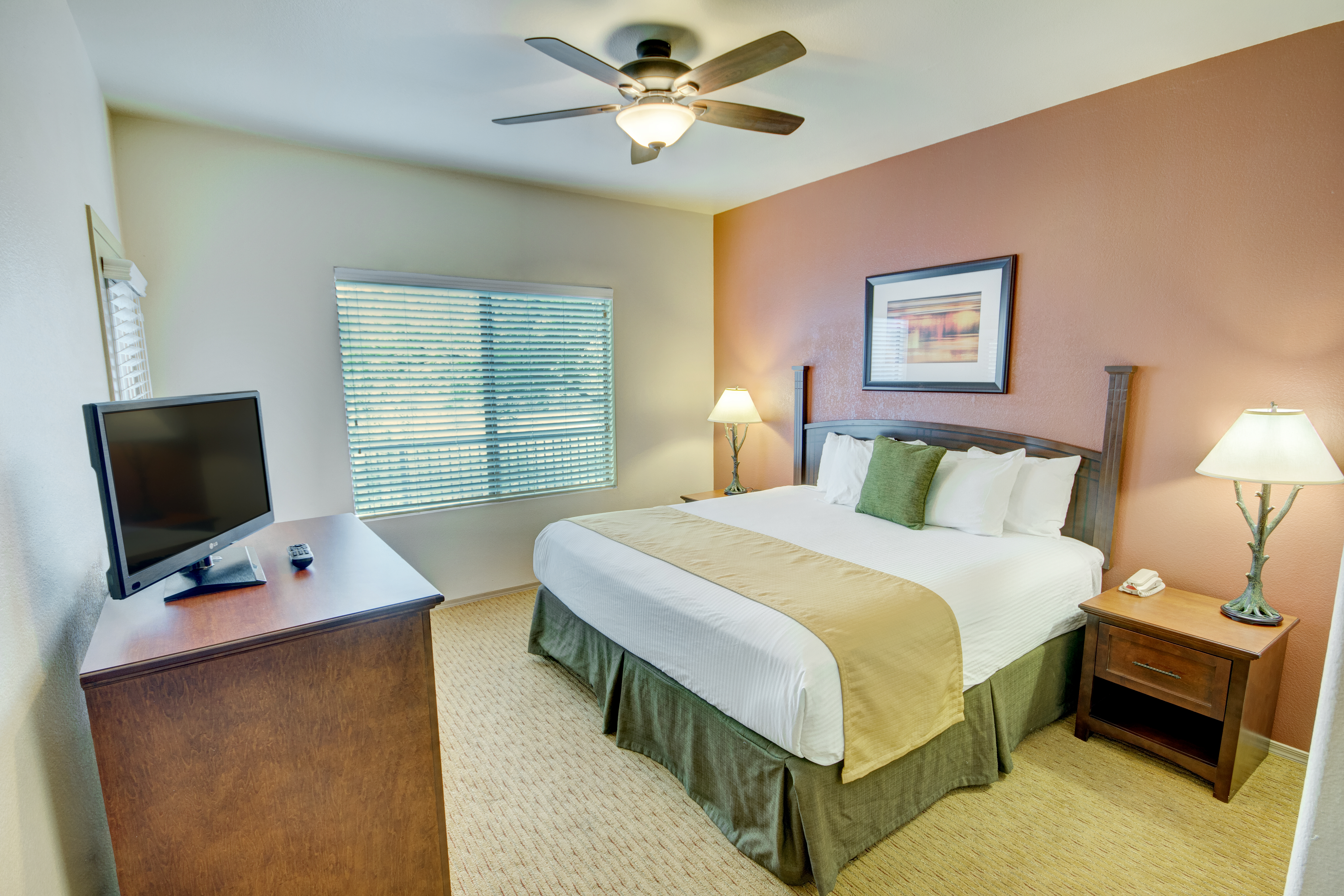Guest room at the WorldMark Phoenix - South Mountain Preserve in Phoenix, Arizona