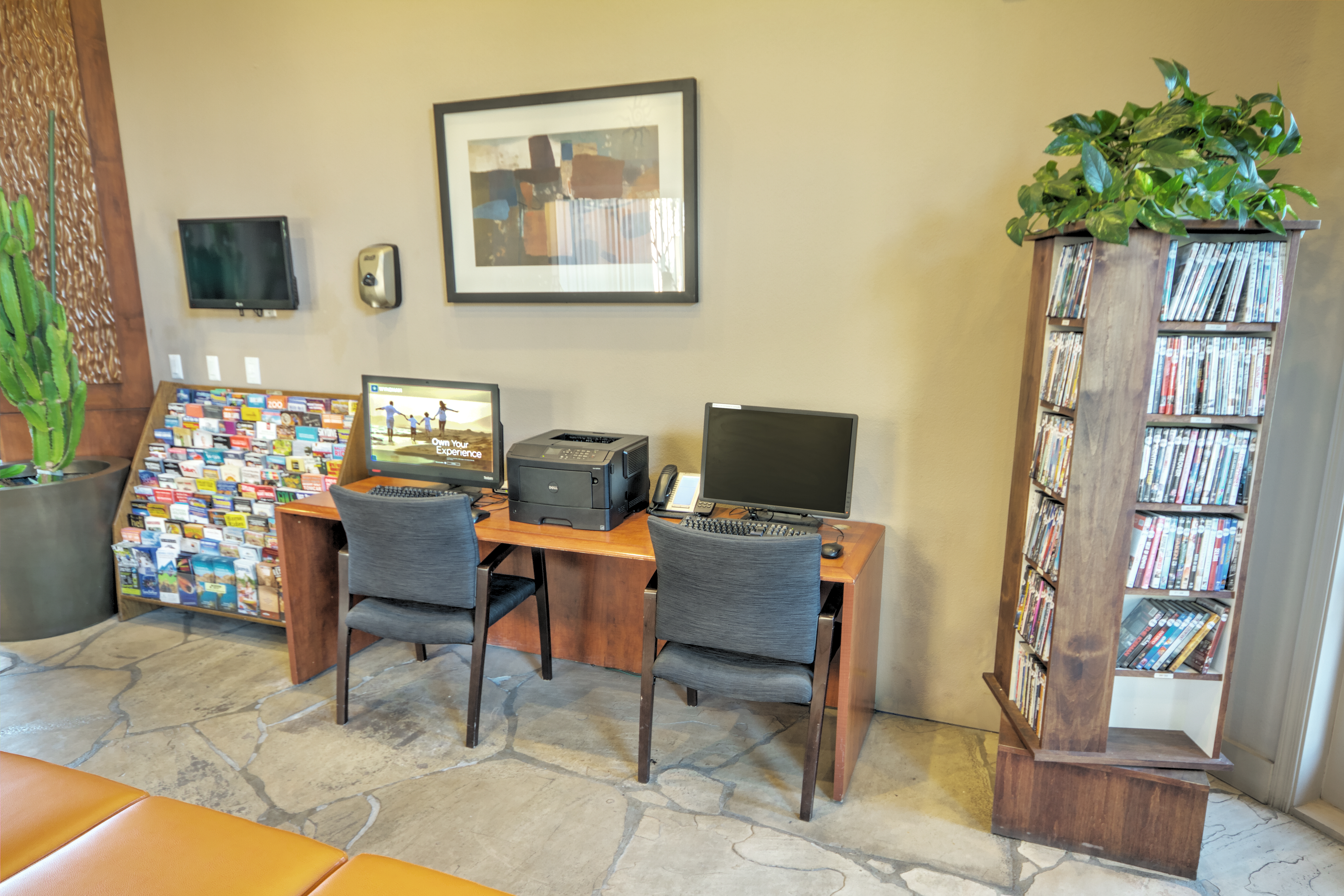 WorldMark Phoenix - South Mountain Preserve lobby feature in Phoenix, Arizona