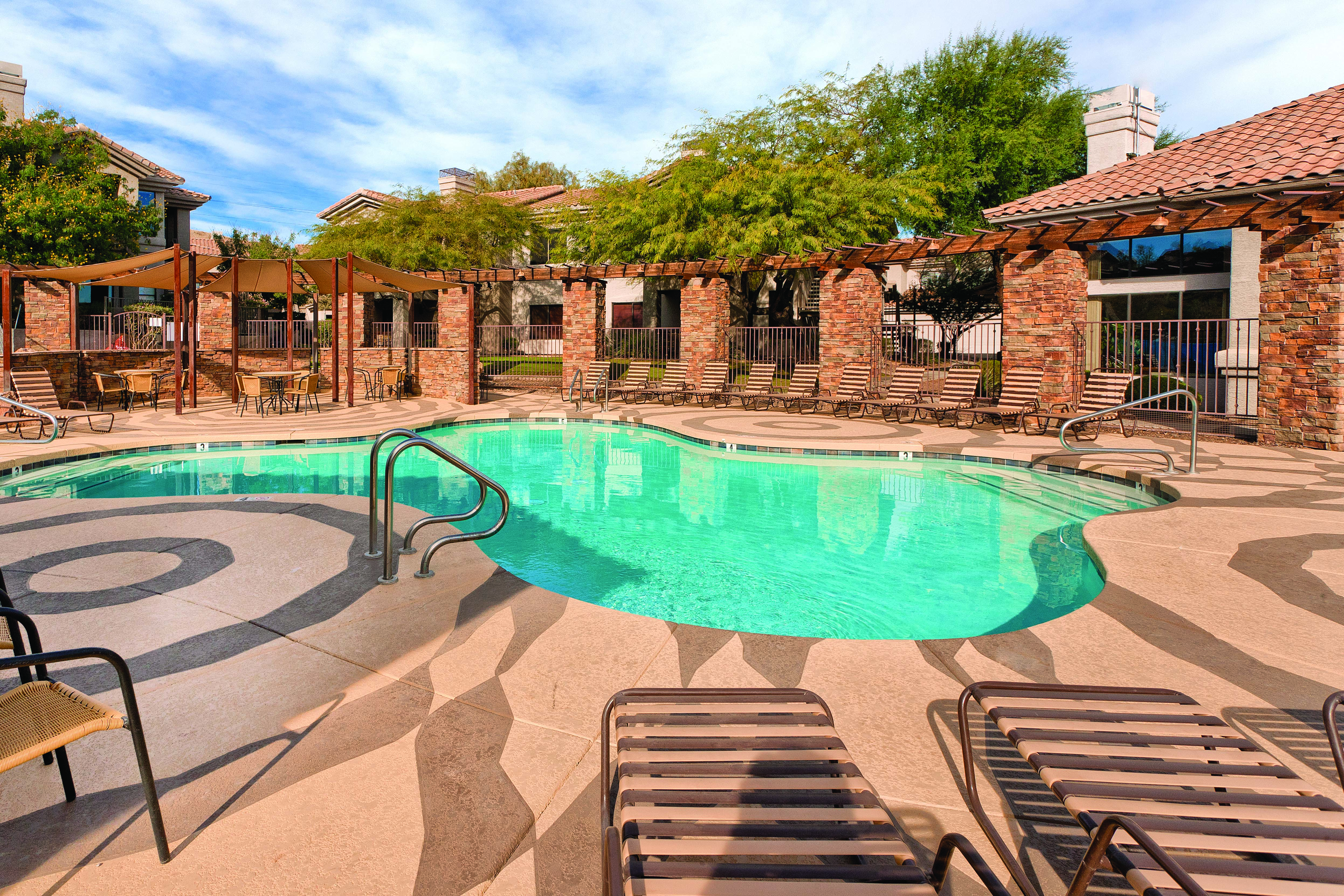 Pool daytime image at the WorldMark Phoenix - South Mountain Preserve in Phoenix, Arizona