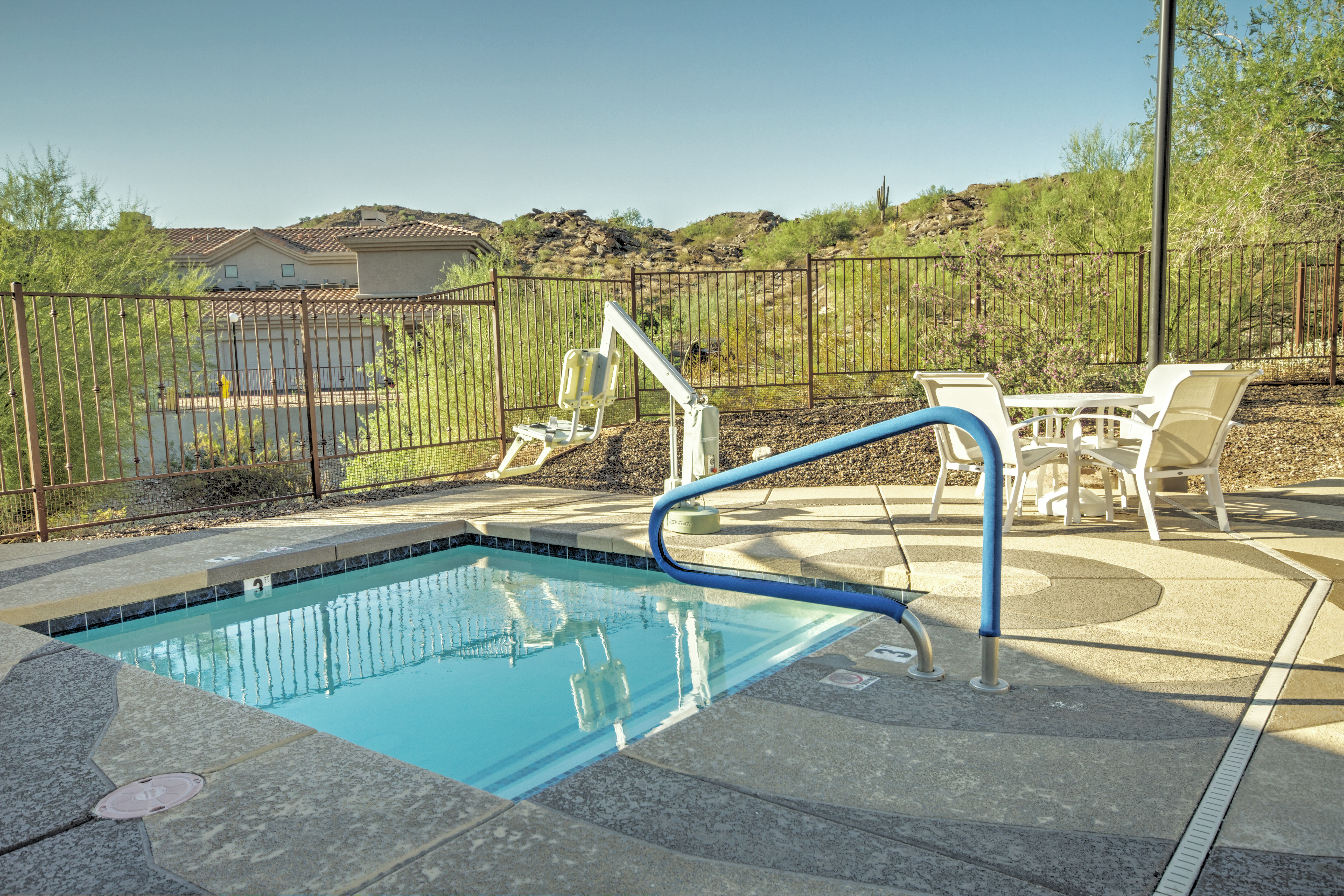 Pool daytime image at the WorldMark Phoenix - South Mountain Preserve in Phoenix, Arizona
