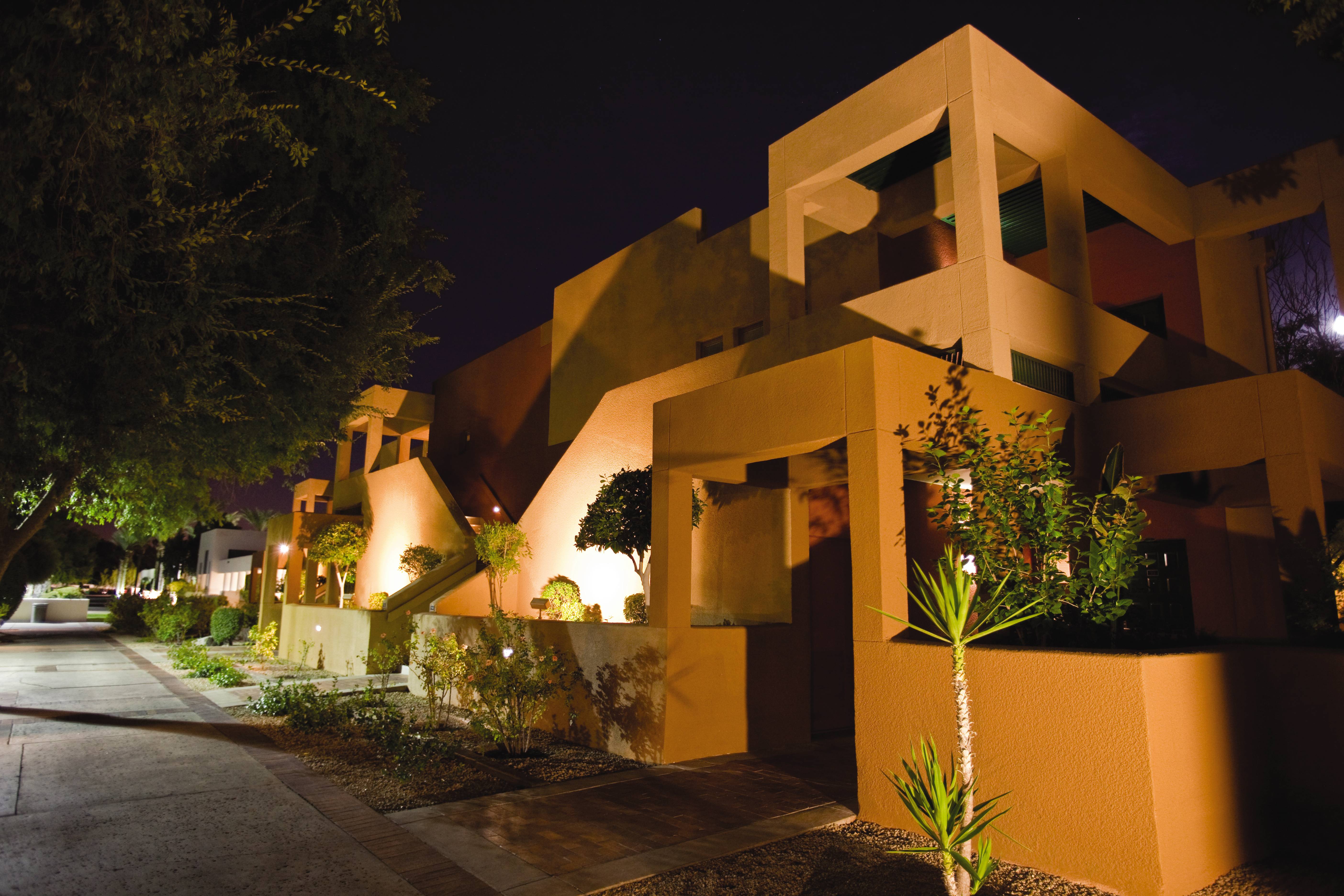 Exterior of Club Wyndham Orange Tree Resort hotel in Scottsdale, Arizona