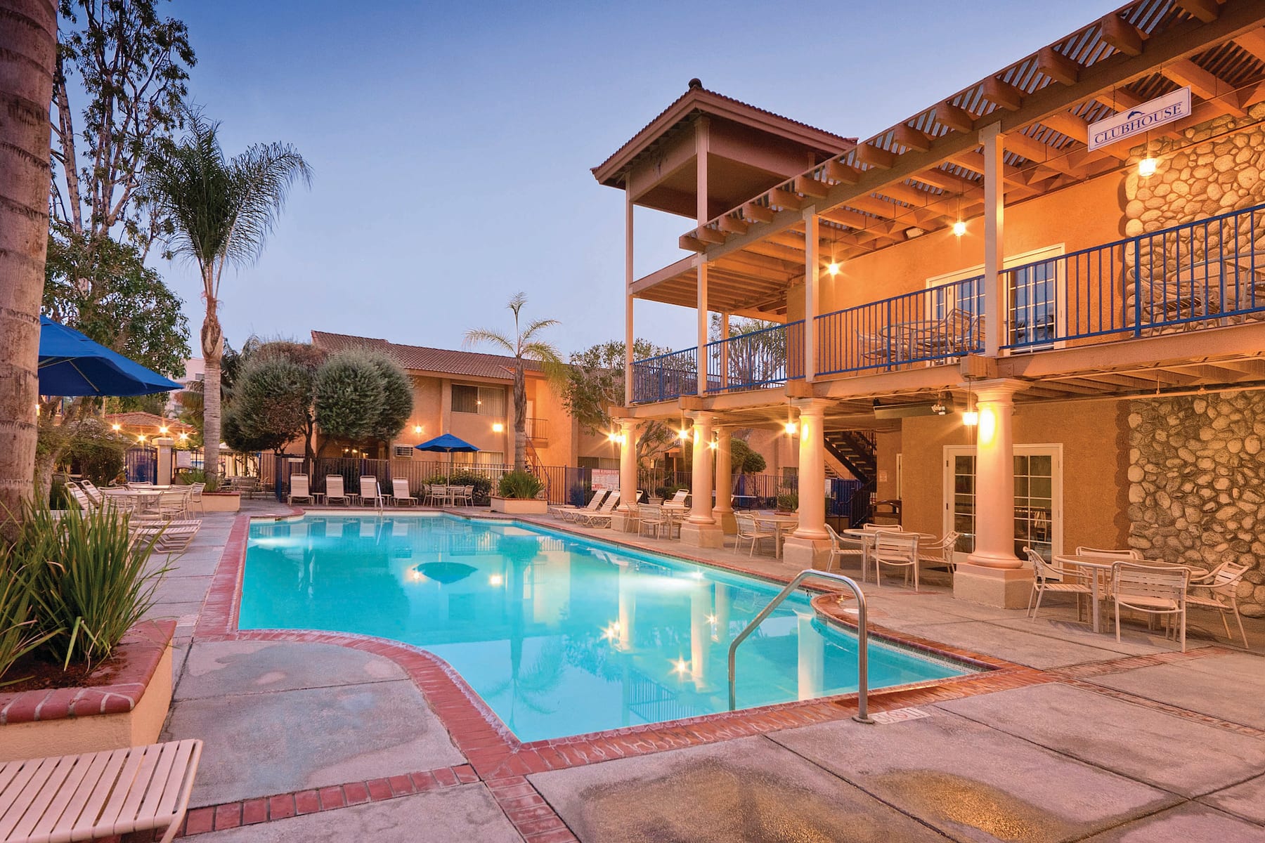 Pool at the Club Wyndham Dolphin's Cove in Anaheim, California