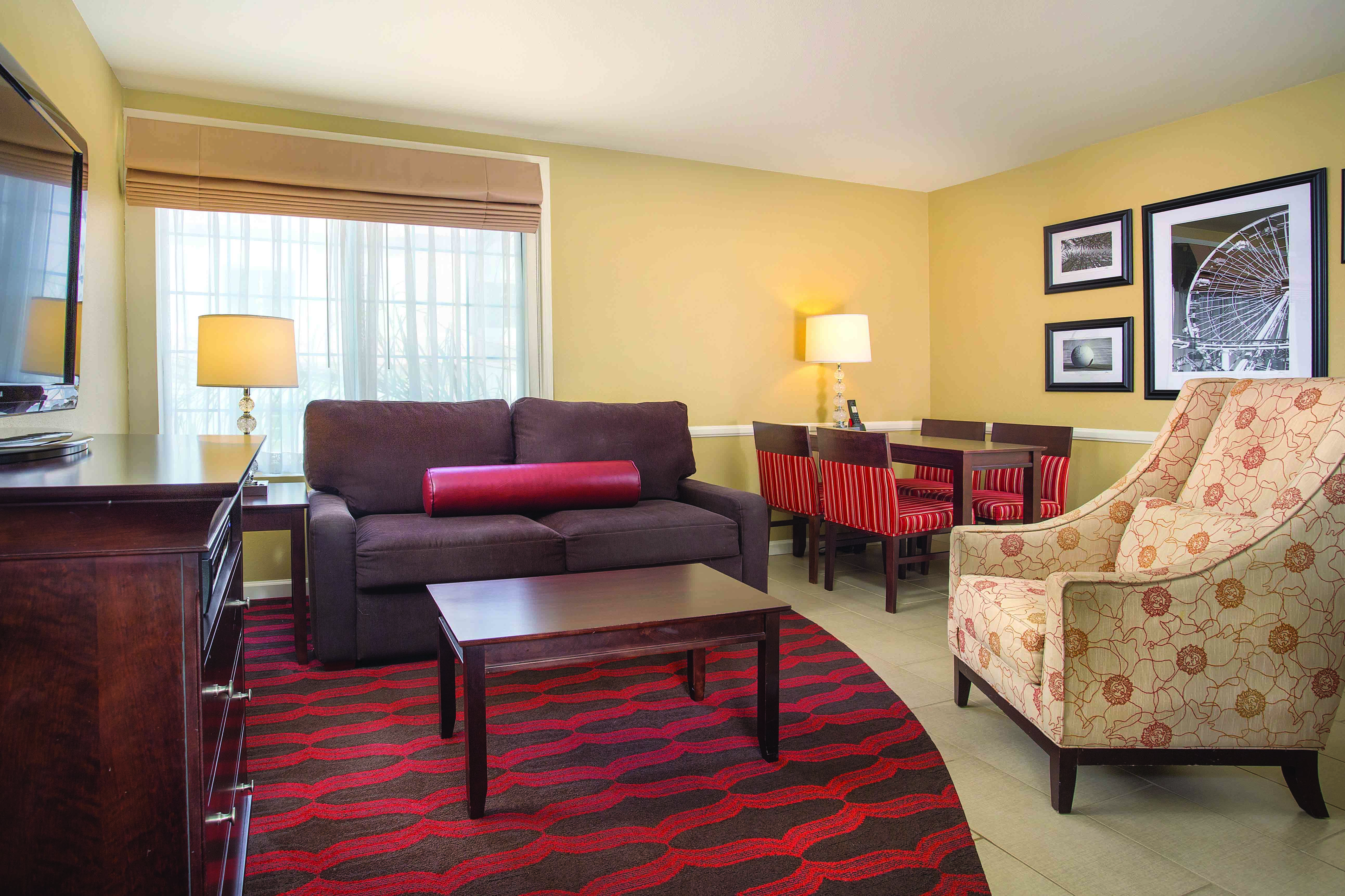 Guest room at the Peacock Suites in Anaheim, California