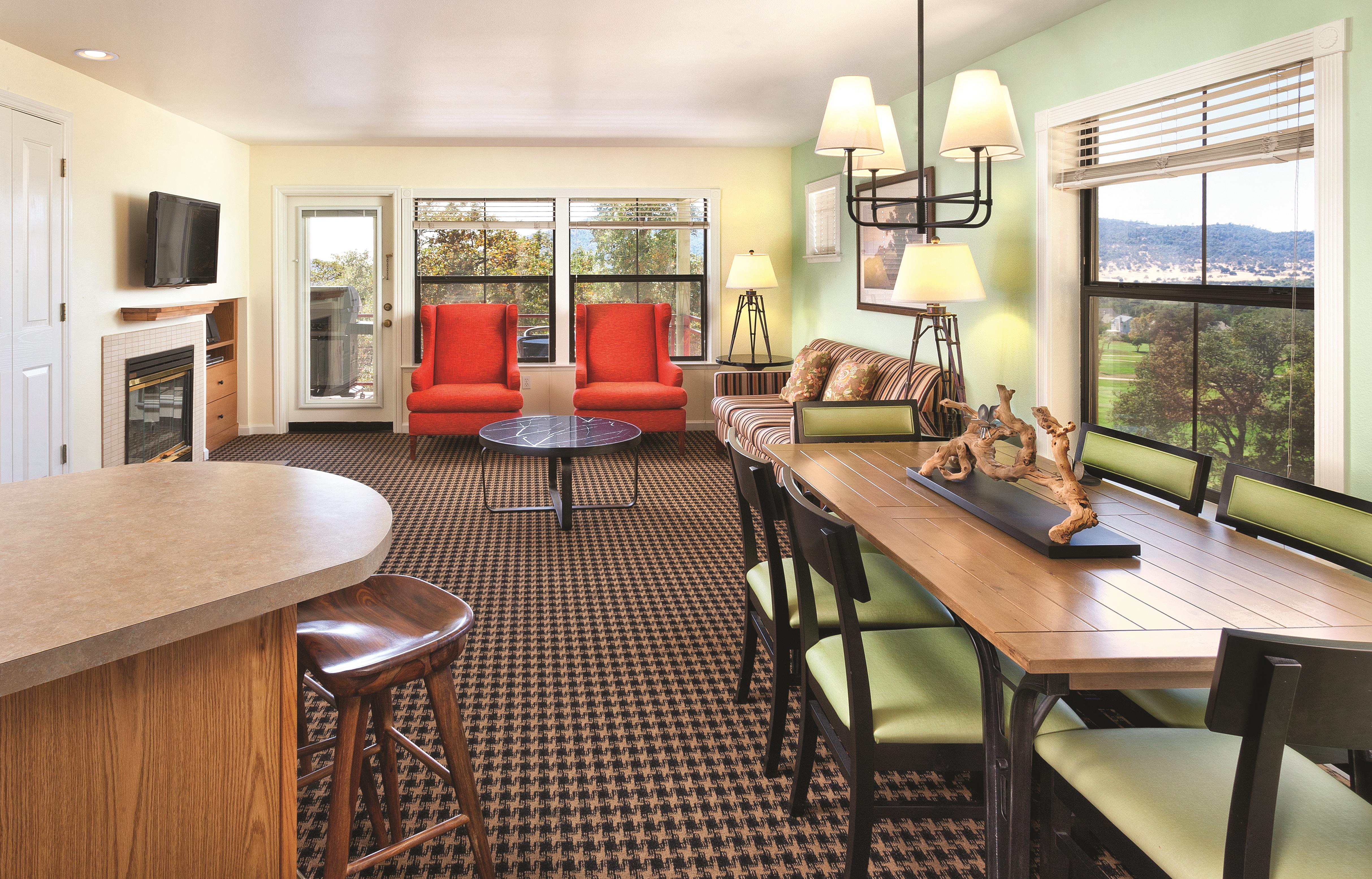 Guest room at the WorldMark Angels Camp in Angels Camp, California